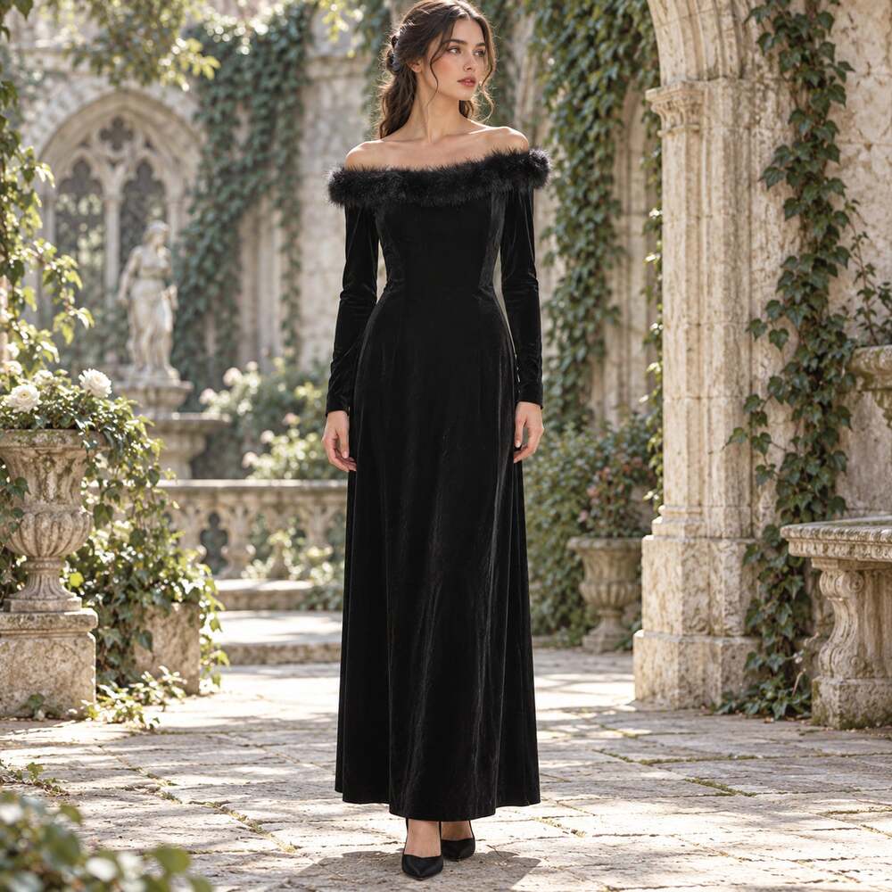Alex Evenings Velvet Maxi Dress 10 Black Faux Fur Trim Evening Gown Vintage